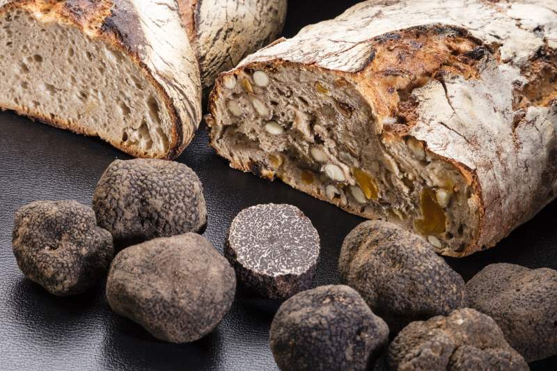 Bread &amp; truffles